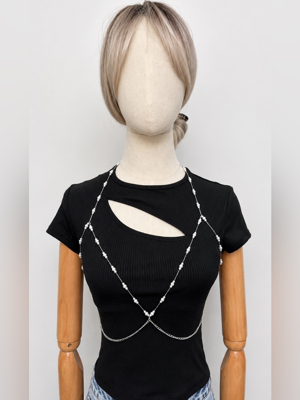 Pearl Body Chain Silver Beaded Body Jewelry Y2K Layered Chest Chain Adjustable